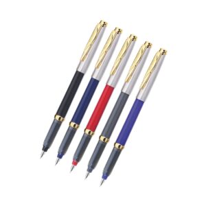 The Pierre Cardin Momento Half Gold Fountain Pen.