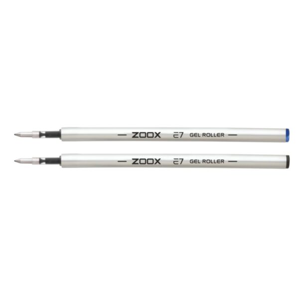 The tip of the Zoox E7 Refill demonstrating its fine point.